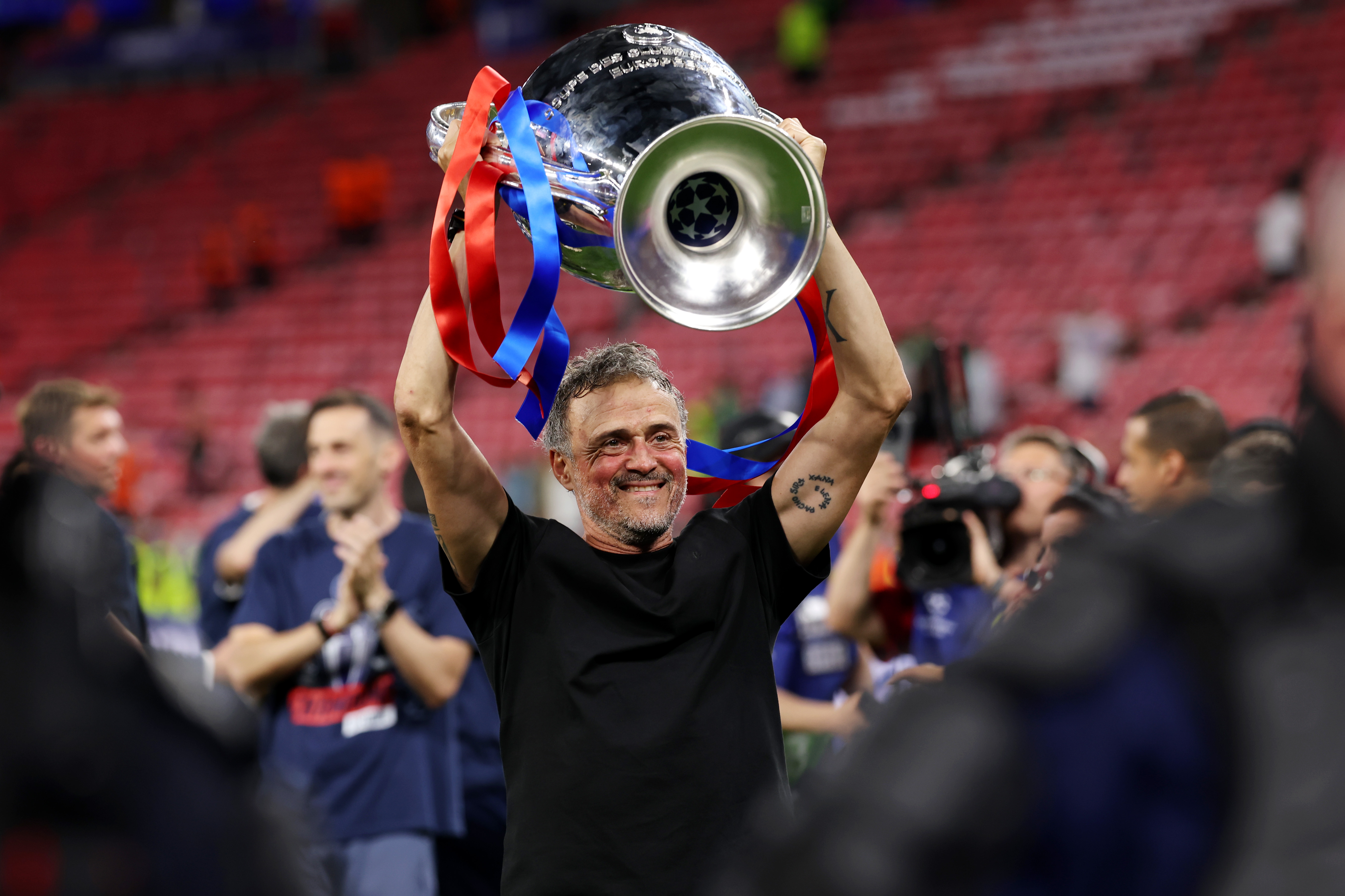 Imagine Stire După ce a câștigat Champions League cu PSG a doua oară, Luis Enrique e așteptat să semneze | 2review.ro