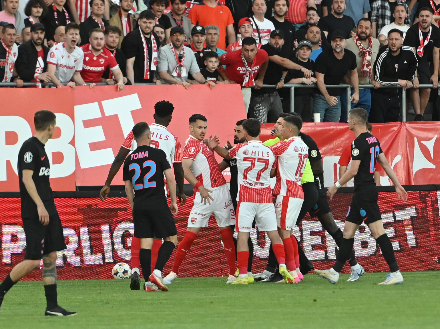 Imagine Stire Dinamo a anunțat obiectivul, după ce a pierdut barajul de Europa cu FCSB: ”100%” | 2review.ro