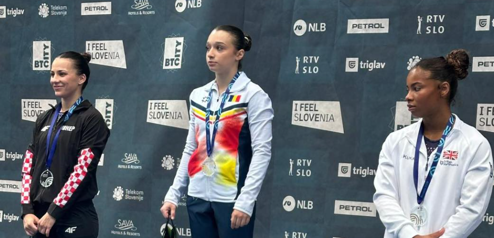 Imagine Stire AUR pentru România! Alexia Blănaru, campioană la Cupa Mondială, la doar 16 ani | 2review.ro