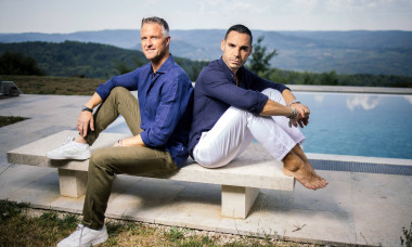 Oprtalj, 210824. Ralph Schumacher, former Formula 1 driver, grape harvest and winery. In the photo: Ralf Schumacher and