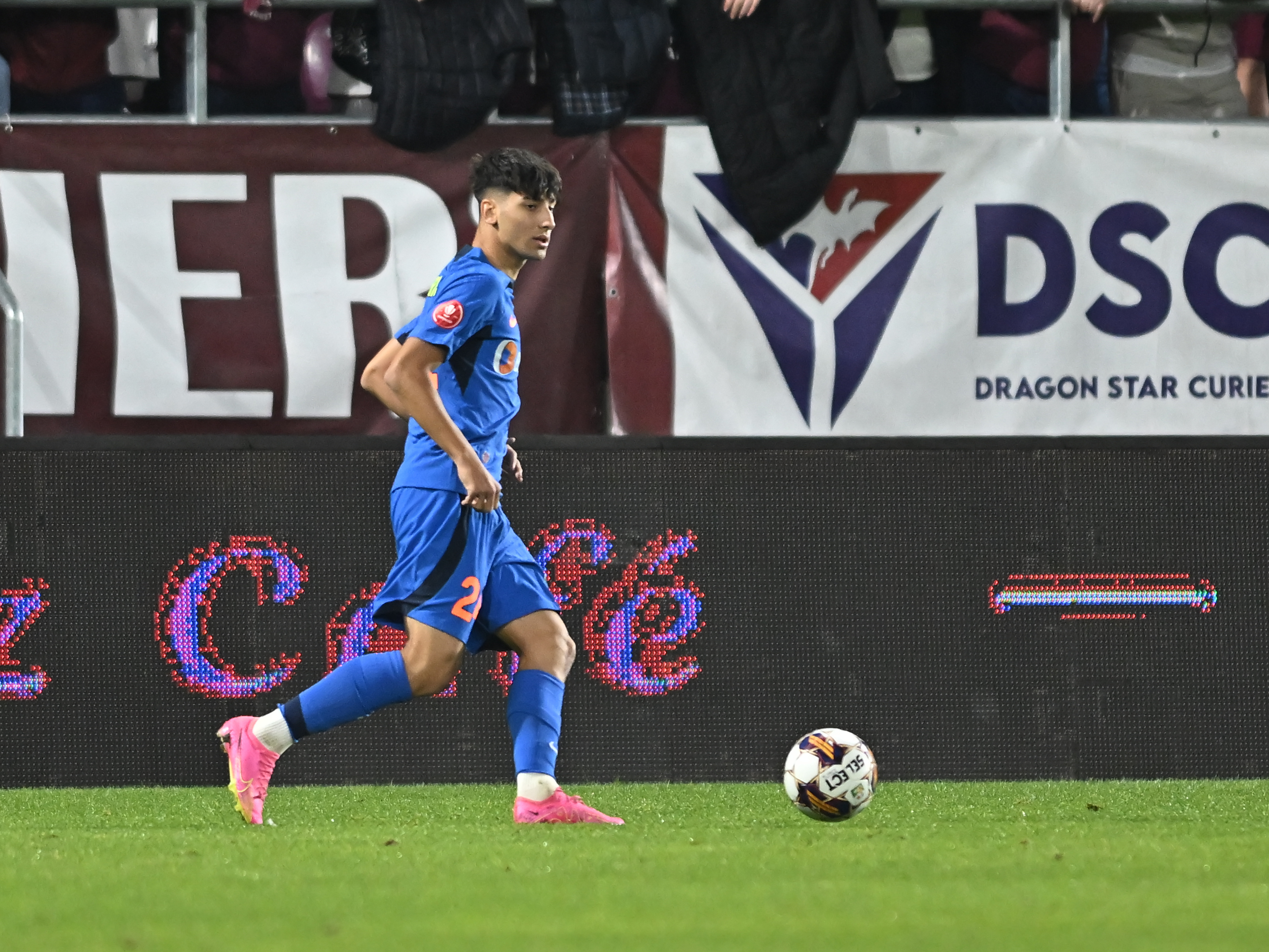 E decisă: merge cu FCSB în cantonament! Gigi Becali: ”Fotbalist-fotbalist!”
