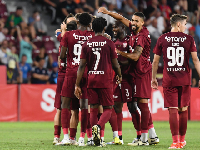 Rapid a oficializat transferul lui Mohammed Kamara de la CFR Cluj