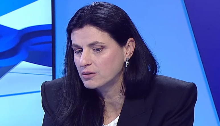 Narcisa Lecușanu a spus unde s-a făcut diferența în Metz - CSM București 32-27: ”Plumb în picioare”