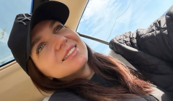 Simona Halep, surprinsă alături de noul iubit! Cine este milionarul cu 24 de ani mai în vârstă decât ea