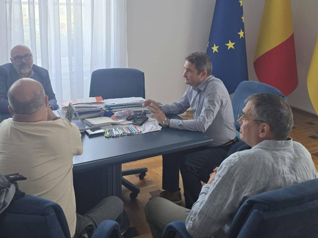 Tatăl lui Lisav Eissat vrea să cumpere UTA