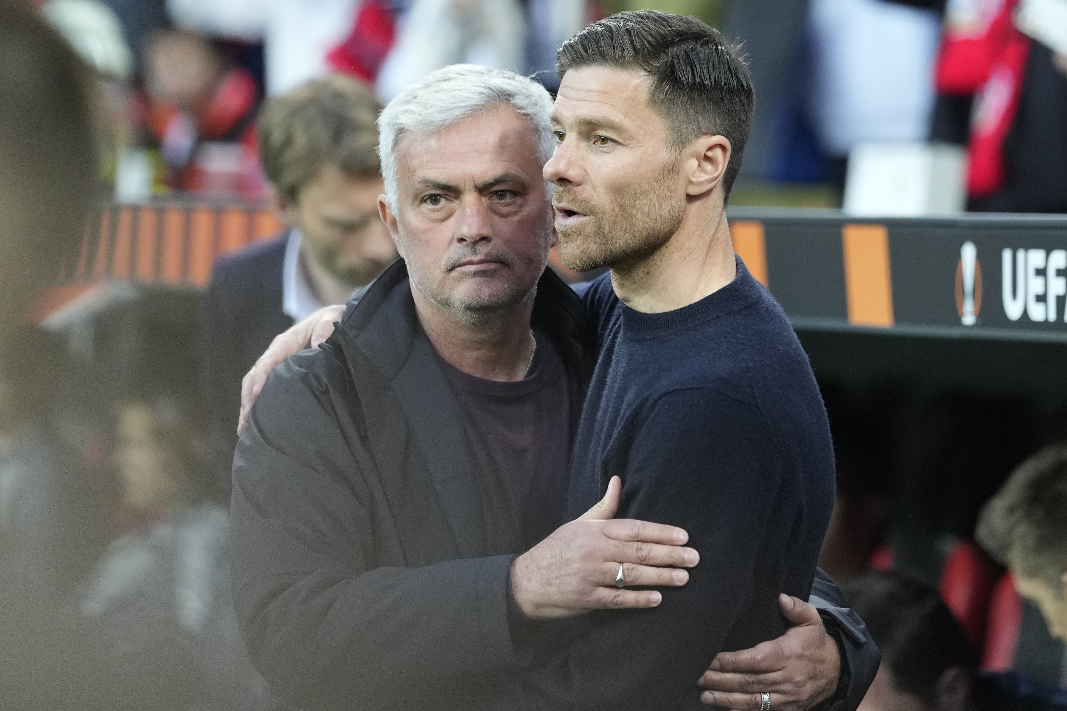 PATRU dintr-un foc! Jose Mourinho ”i-a distrus” toată campania de transferuri lui Xabi Alonso