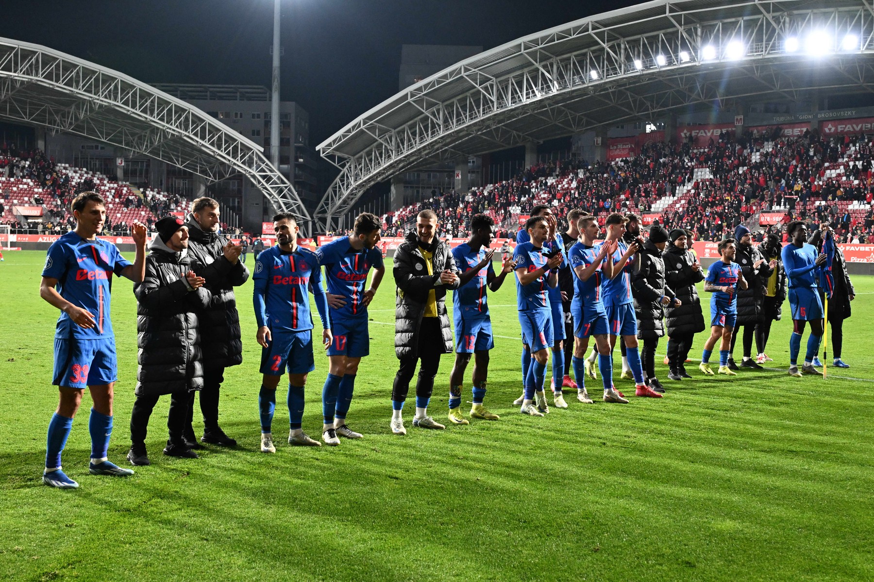 Pleacă de la FCSB: "Negociază rezilierea contractului"
