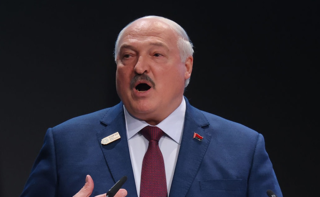 Aleksandr Lukașenko, președintele Belarusului, a răbufnit în ședință la Minsk: ”Începem să ne prăbușim”