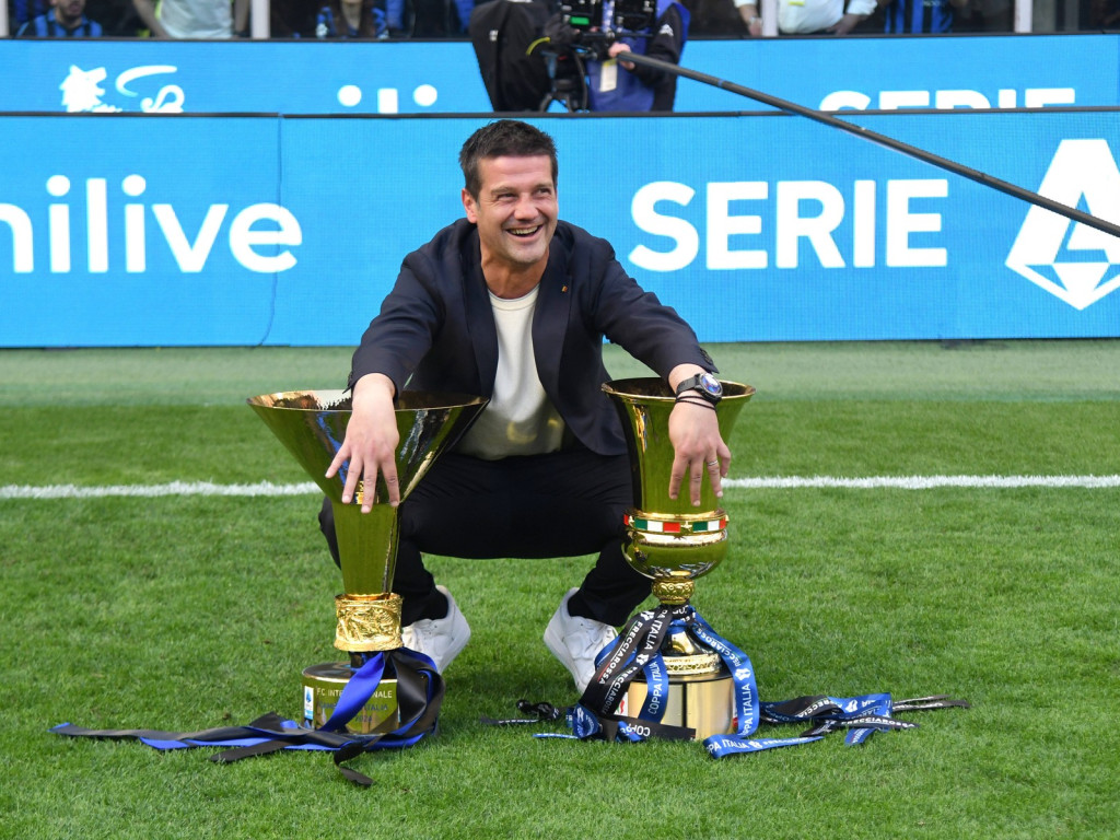Jucătorul lui Inter, cucerit de Cristi Chivu, chiar dacă i-a schimbat poziția: ”E ca un tată pentru mine”