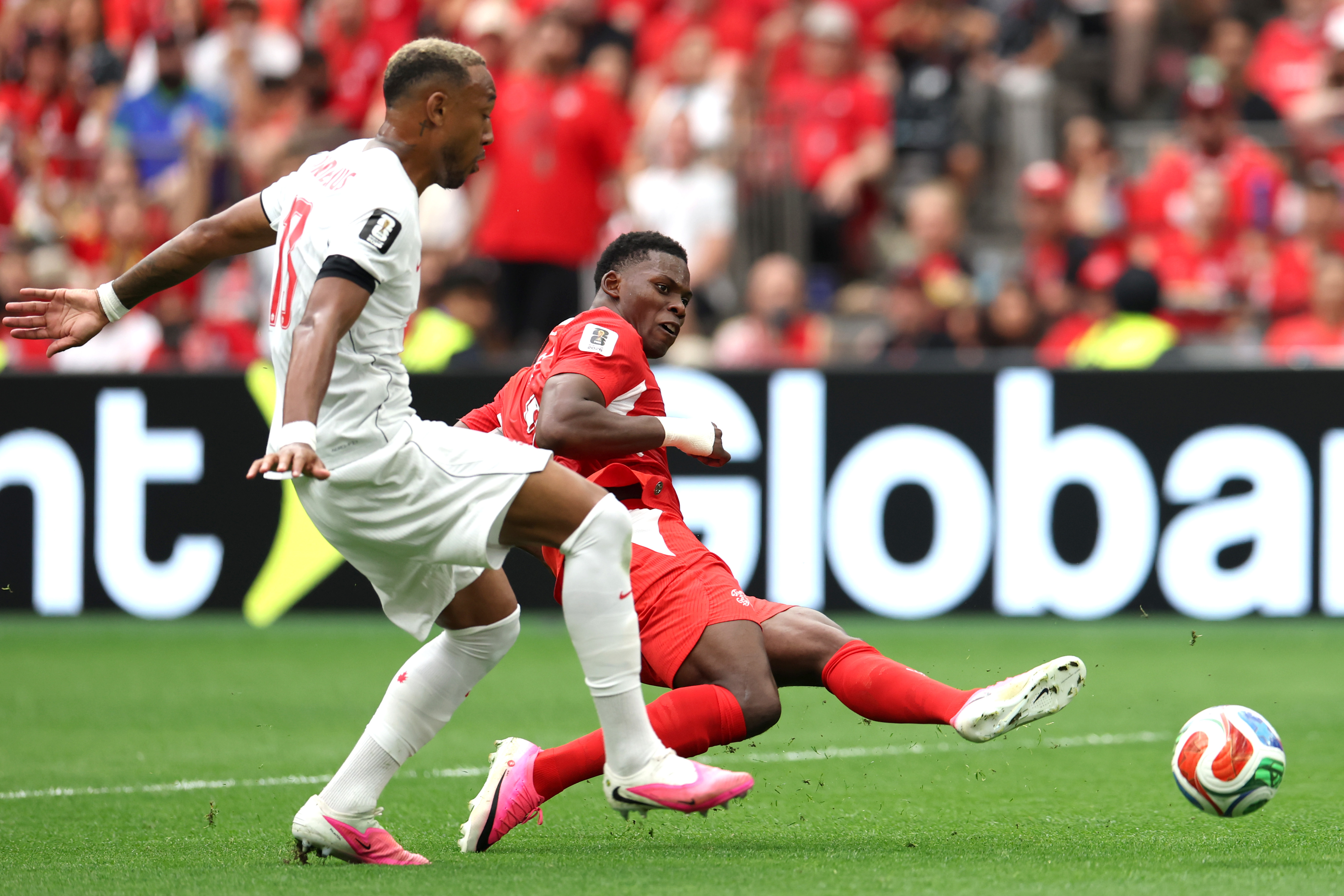 Elveția - Canada 0-0, ACUM, pe digisport.ro. Ocazie uriașă pentru europeni!