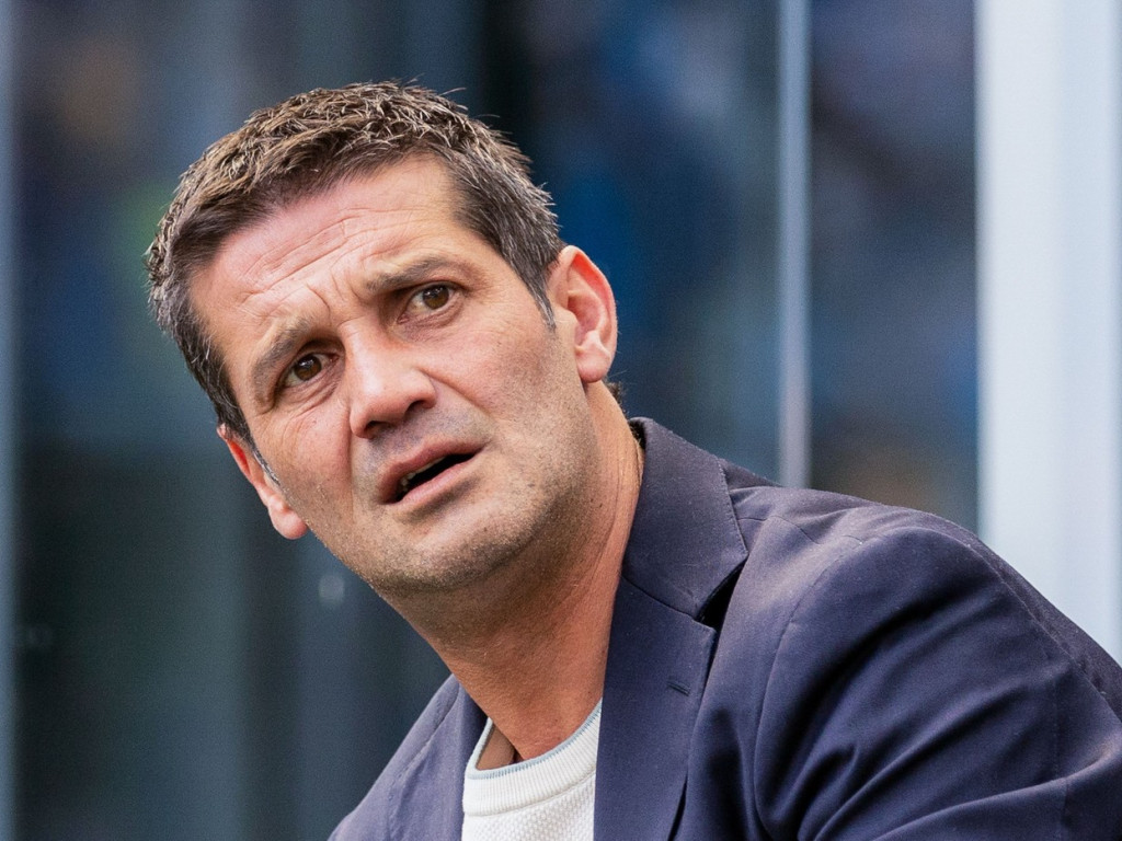Lovitură pentru Cristi Chivu! Ultimul transfer nu are drept de joc