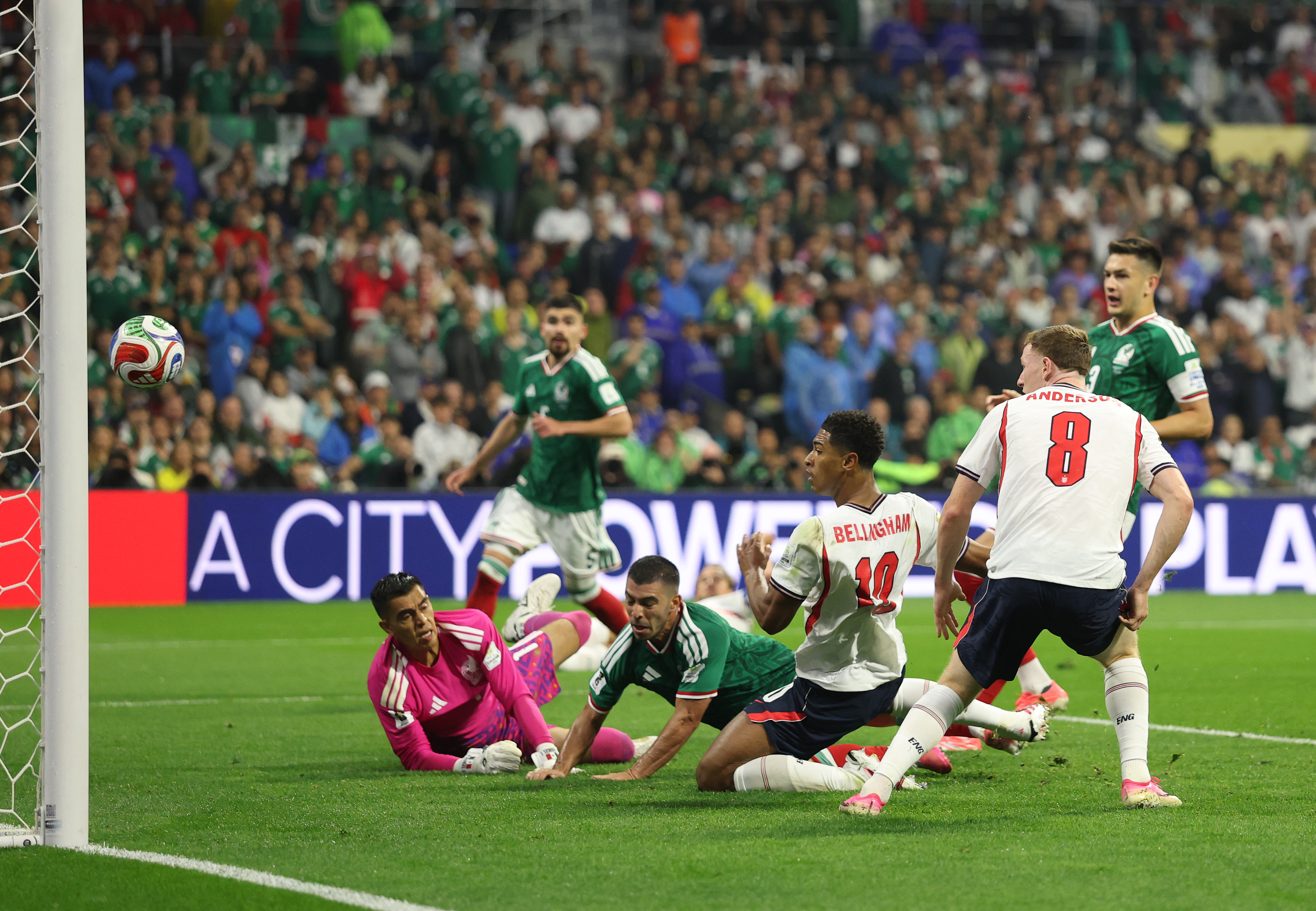 Mexic - Anglia 2-3, ACUM, digisport.ro. GOOOL! Jimenez a marcat și el din penalty! Britanicii sunt în 10!