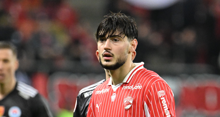 Adrian Mazilu, dorit de o echipă din SuperLigă! Dinamo, dispusă să-l cedeze