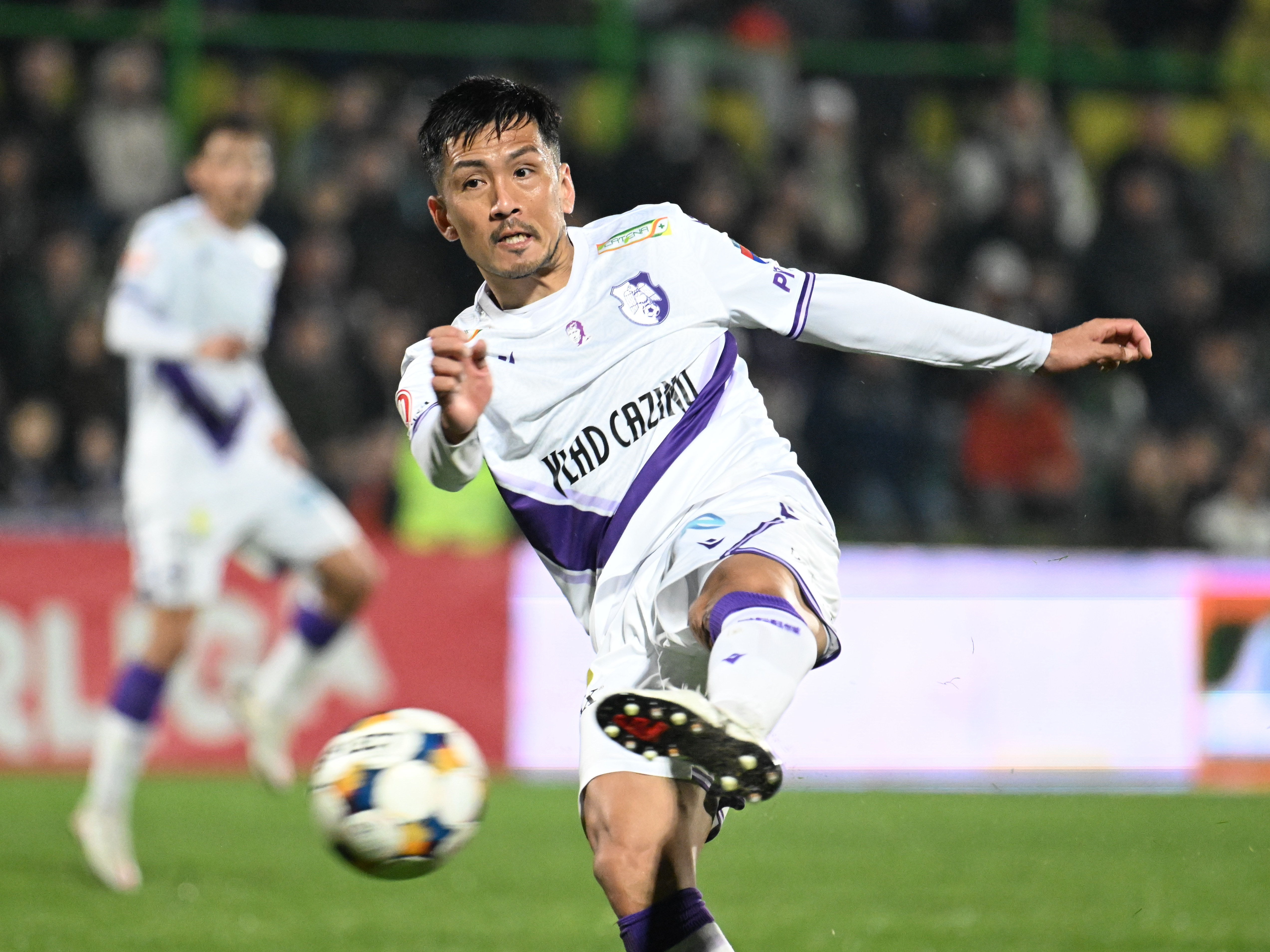 Plecat de la FC Argeș, Takayuki Seto a semnat un nou contract, la 40 de ani