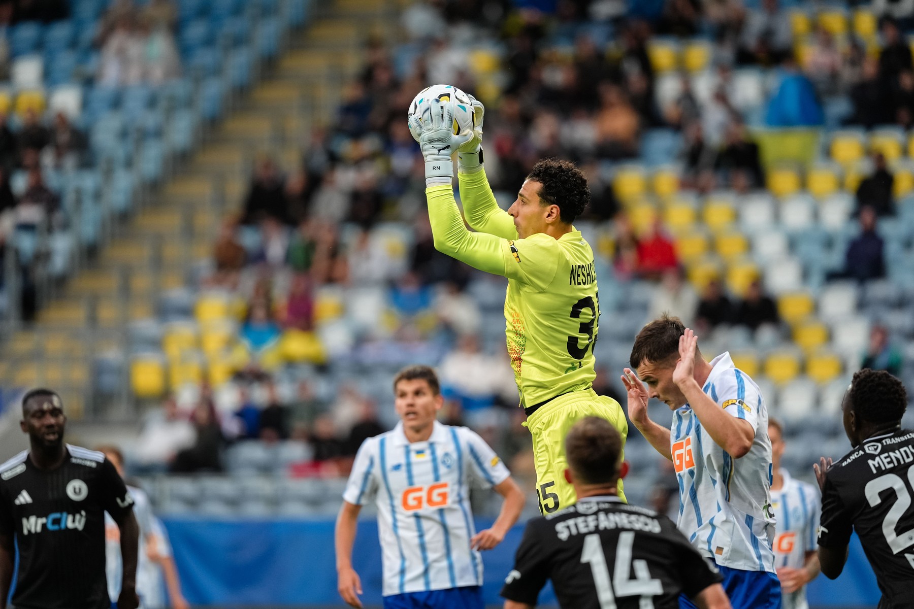 Portarul lui Dinamo Kiev, fără milă după ce ucrainienii au eliminat-o pe ”U” Cluj: ”Net superiori!”