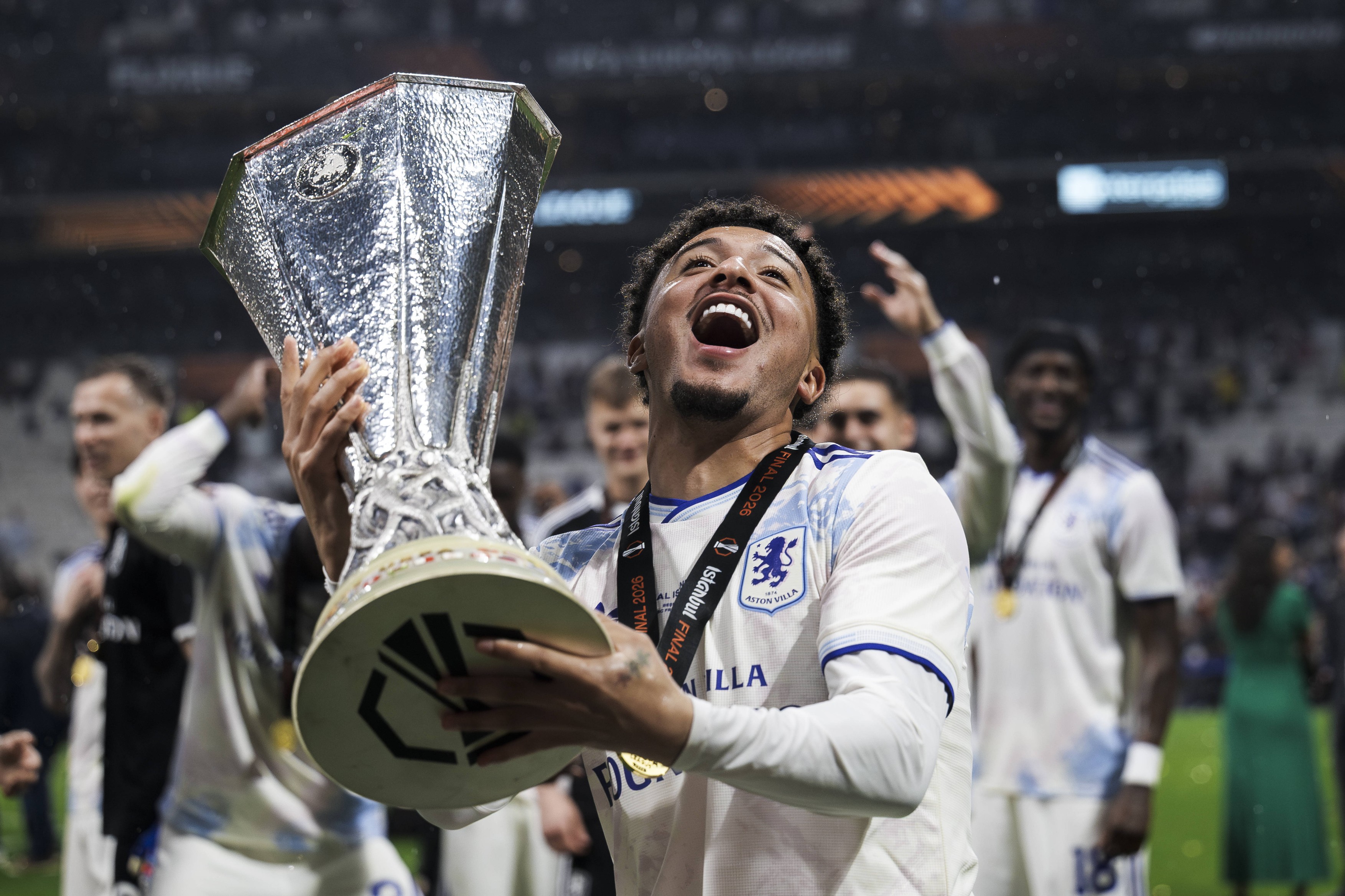 Surpriza verii în mercato! Antrenorul uriaș care îl vrea pe Jadon Sancho