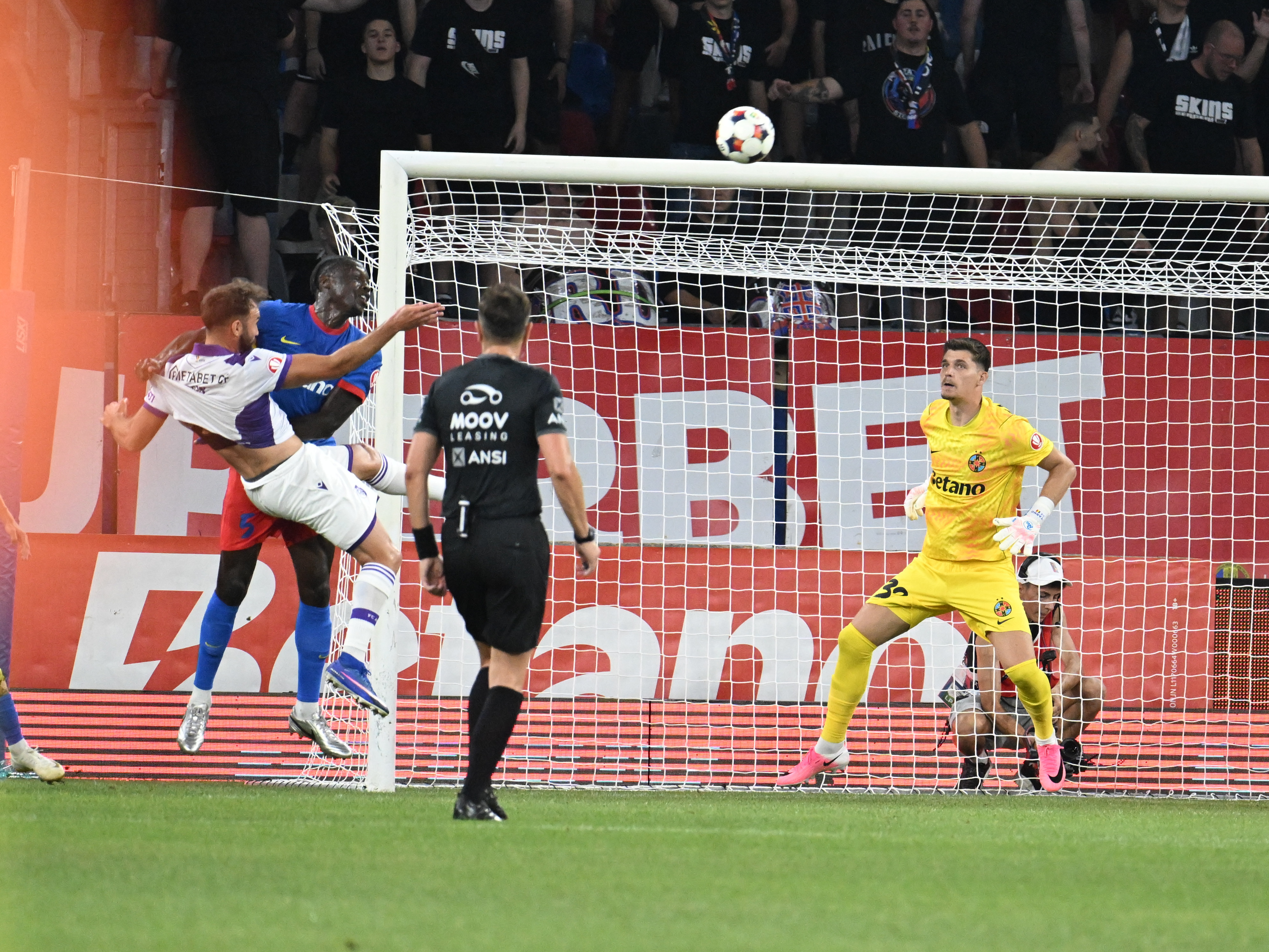Schimbări peste schimbări: așa arată echipa FCSB-ului cu Csikszereda! Decizia în cazul lui Ștefan Târnovanu