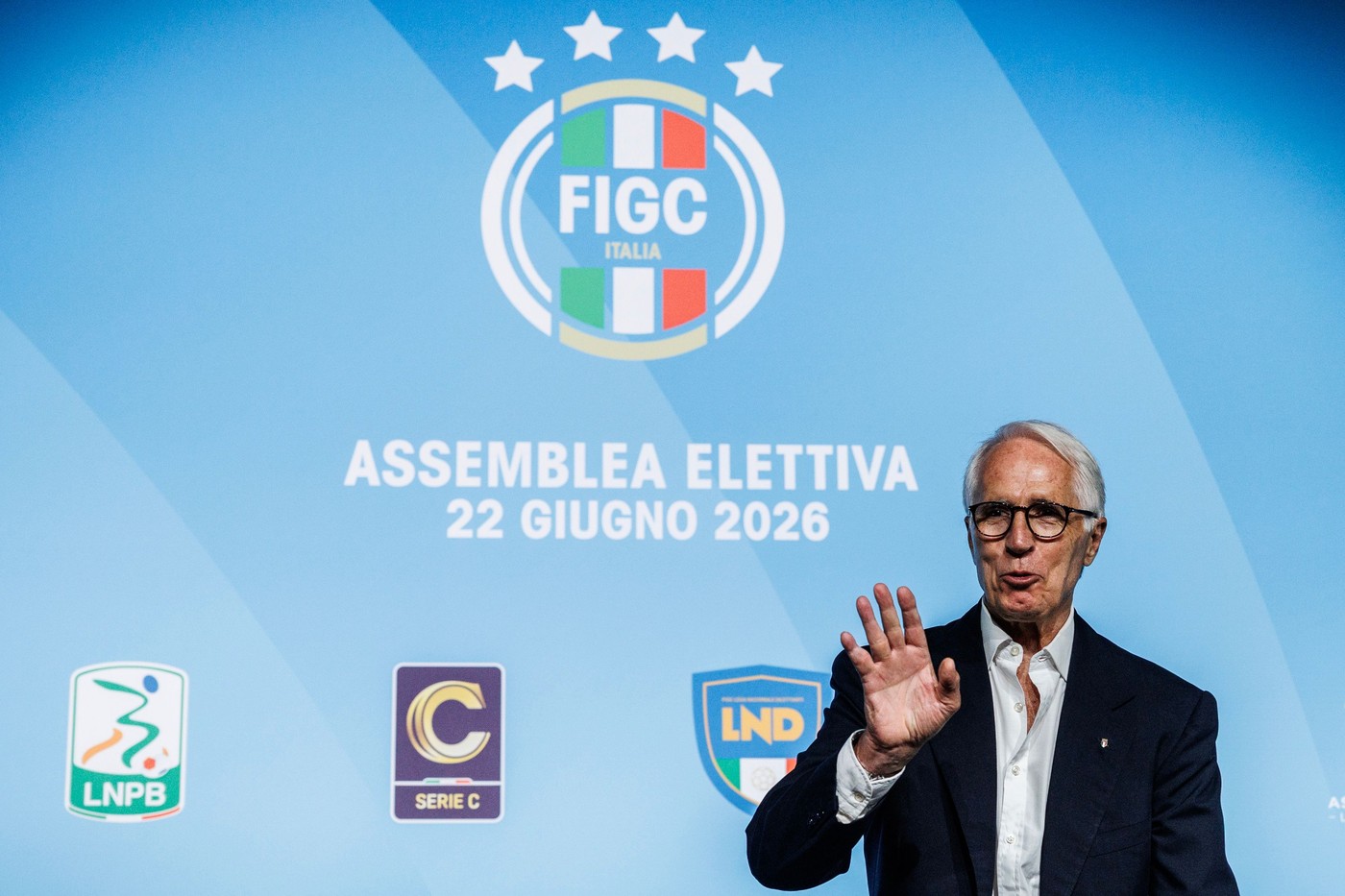 Italia și-a găsit selecționer și urmează prezentarea oficială, după scandalul cu Andrea Pirlo și rușii