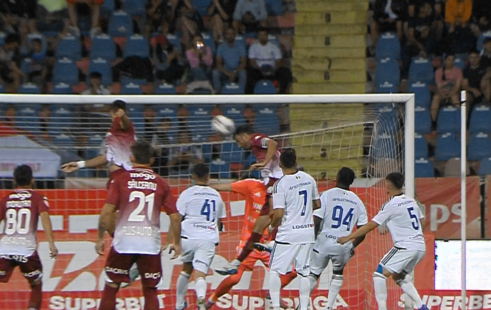 FC Botoșani - Rapid 0-0, ACUM, Digi Sport 1. Ce ocazie! Kramer a lovit bara
