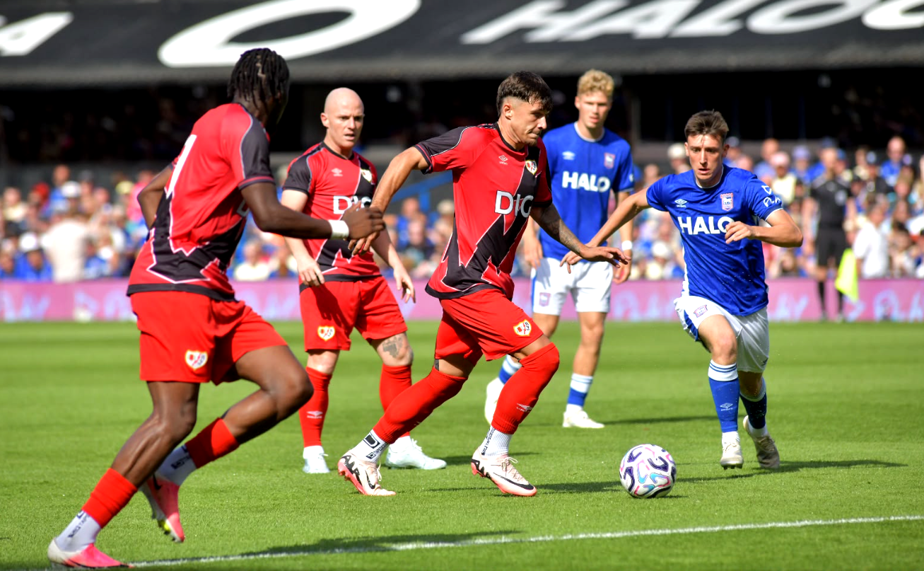 Ipswich - Rayo 3-0, cu Andrei Rațiu titular. Spaniolii au încheiat cantonamentul de vară în genunchi