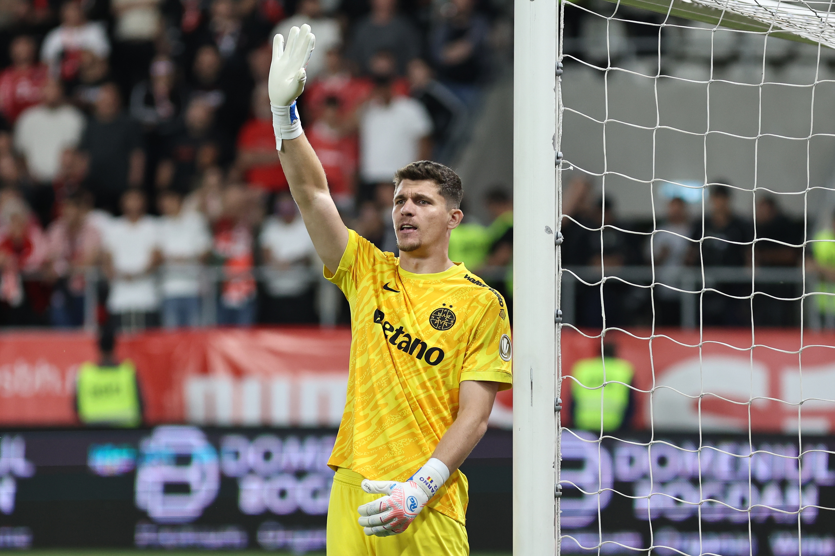 FCSB a luat decizia în cazul lui Ștefan Târnovanu, după ce l-a scos din lot