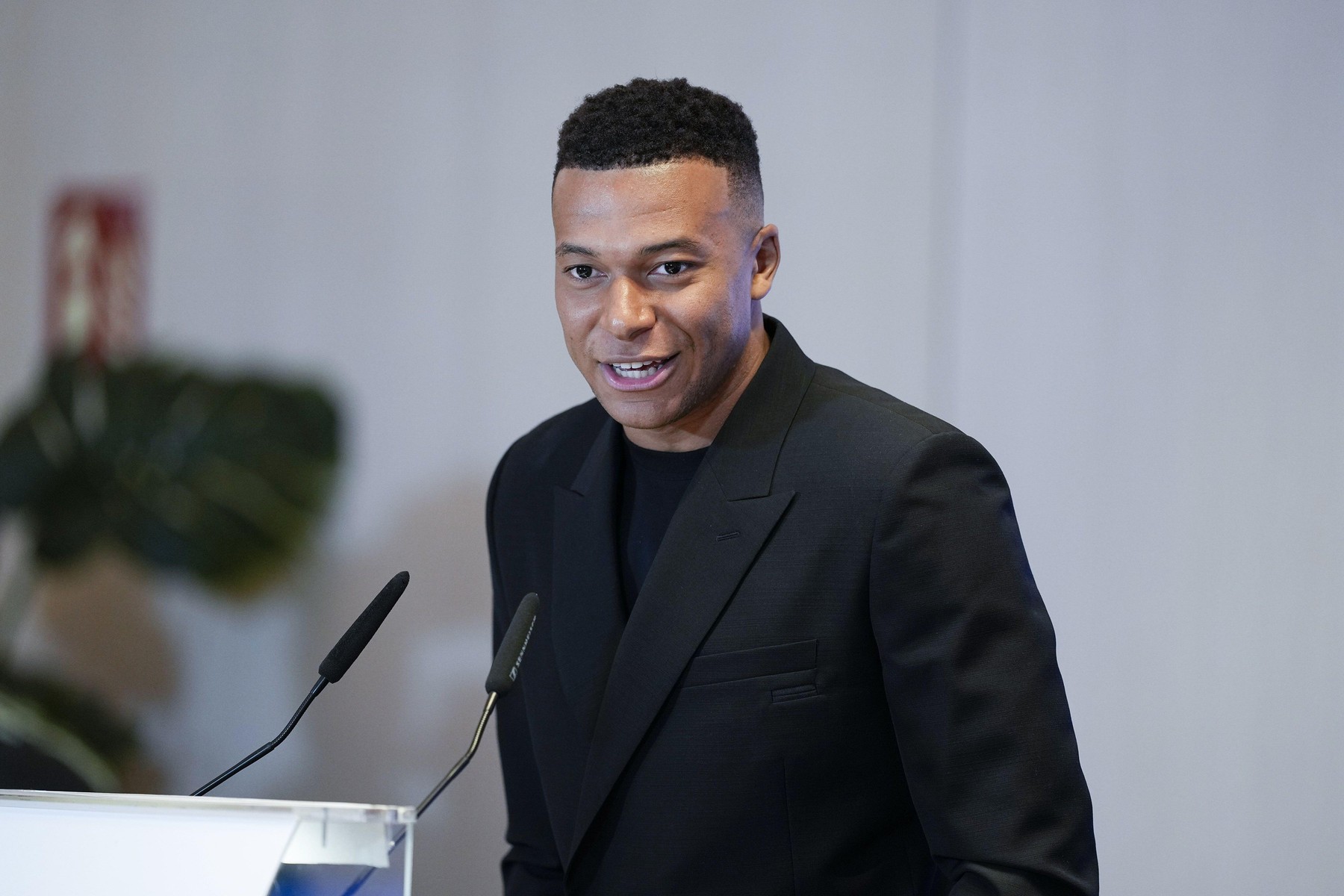 Surpriză uriașă: Kylian Mbappe semnează! ”Acordul se încheie acum! O schimbare foarte mare”