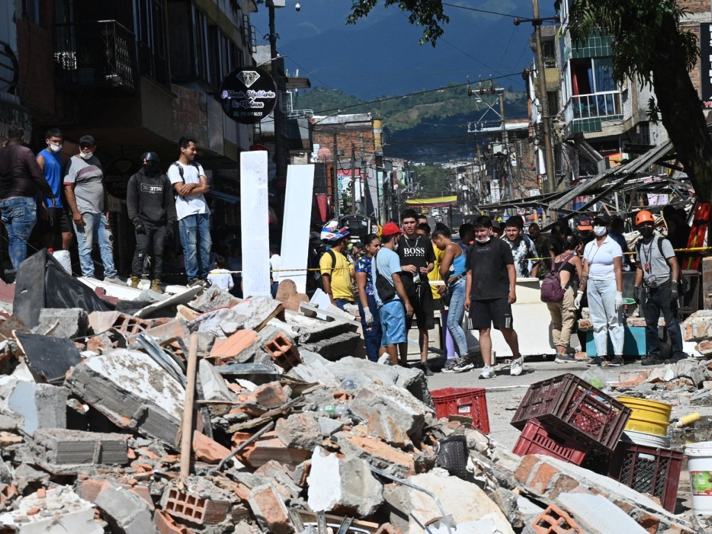 Seismul de 7,4 a oprit fotbalul: cum reacționează Liga și comunitatea sportivă după tragedie