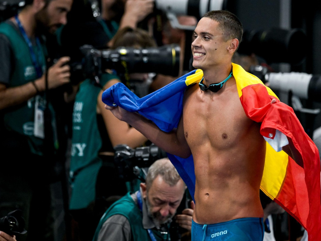David Popovici înoată azi pentru semifinalele la 200 m liber, după aurul câștigat în proba regină a natației