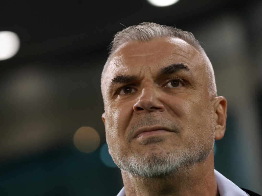 I-au găsit înlocuitor lui Cosmin Olăroiu