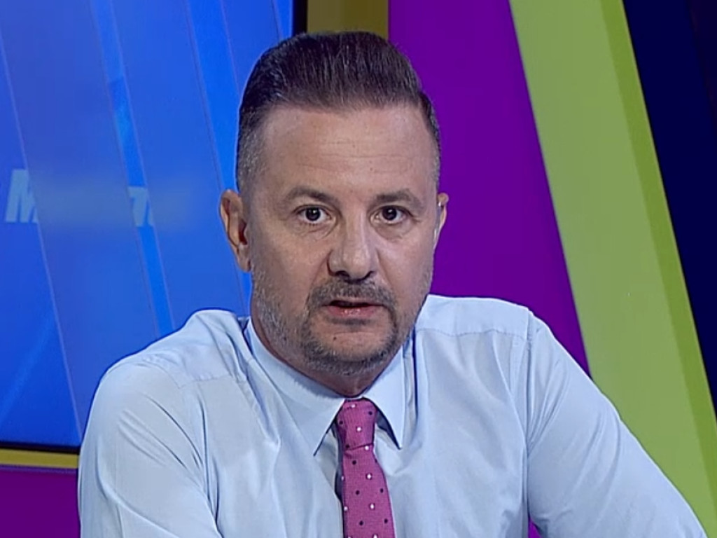 E în avion și merge să semneze! Viorel Grigoroiu: ”Vă dau o știre în premieră! Poate că nu trebuia”