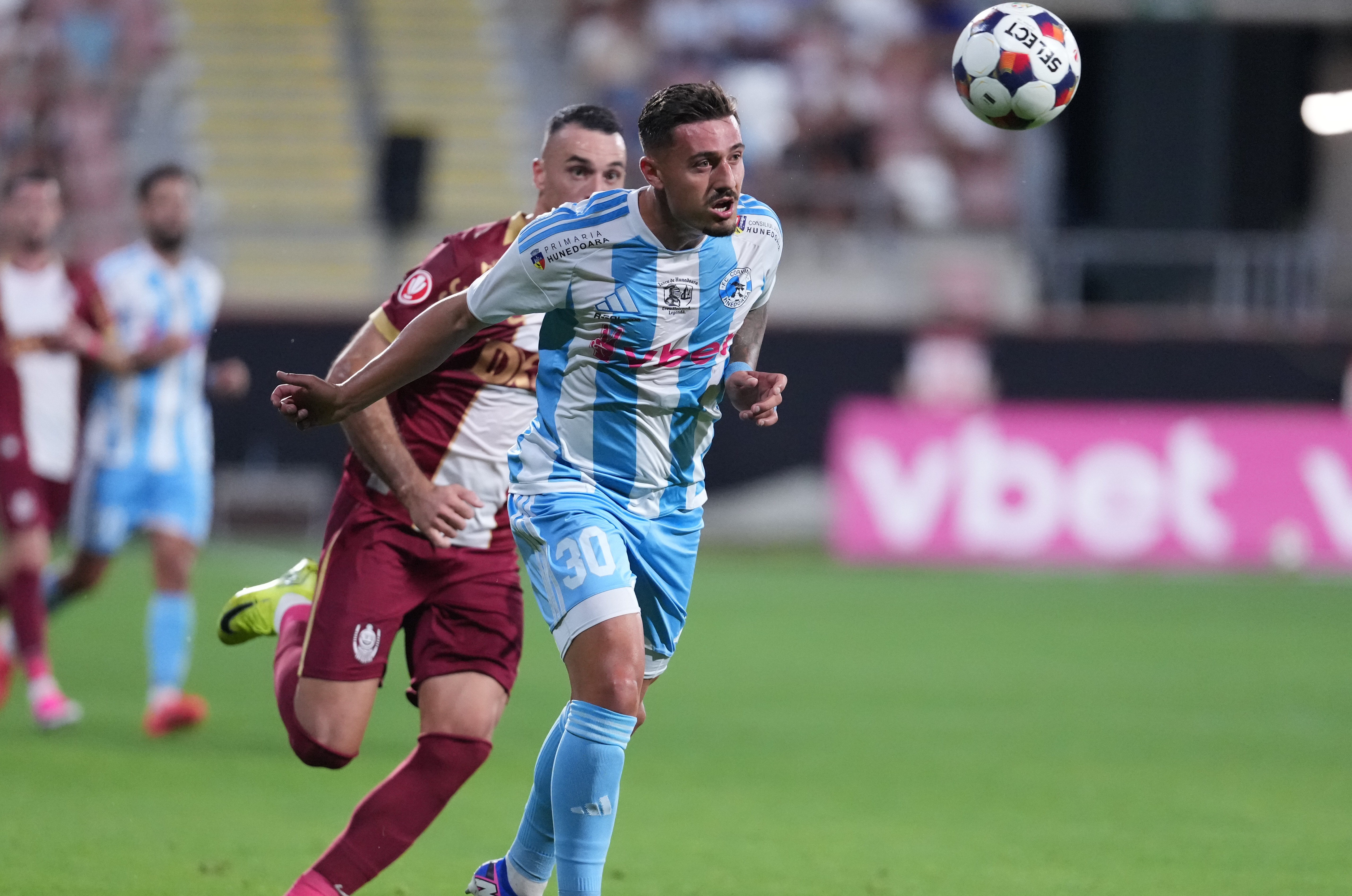 Corvinul - CFR Cluj 0-0, ACUM, DGS 1. Meci echilibrat la Arad. Marius Șumudică debutează pe banca ardelenilor