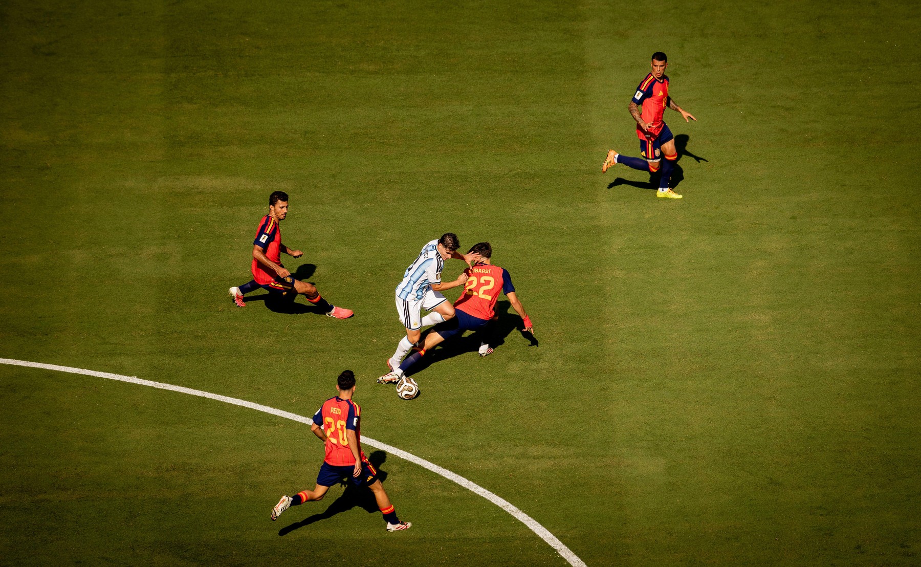 După ce i-a luat pe Rodri și pe Cancelo, Barcelona pregătește marea lovitură în mercato