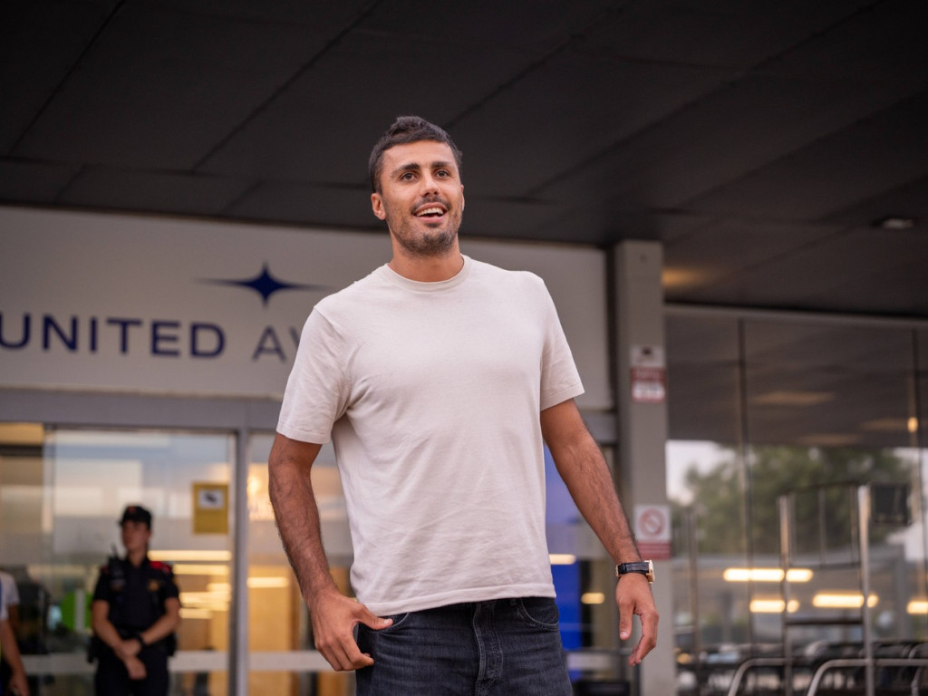 Rodri a ajuns în Catalonia și a spus de ce a ales-o pe Barcelona, după ce a negociat și cu Real Madrid