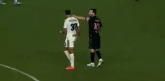 Neverosimil! Leo Messi a pălmuit un adversar pe teren: ce a urmat