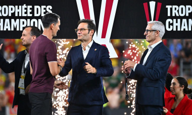 Lens, France. 16th Aug, 2026. Lens President Joseph Oughourlian (C) and Lens Head Coach Dino Toppmoller (L) celebrates with his teammates after winning PSG during the Trophee des Champions match between RC Lens and Paris Saint-Germain at Stade Bollaert-De