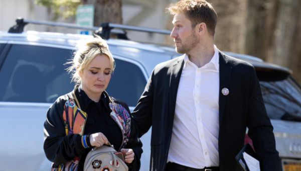 Lovitură de teatru: mama lui Hayden Panettiere a pronunțat numele ”vinovatului”, după ce actrița a murit la 36 de ani