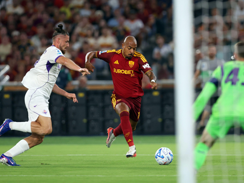 AS Roma - Fiorentina 4-0. Meci de coșmar pentru formația lui Radu Drăgușin. Românul a fost integralist