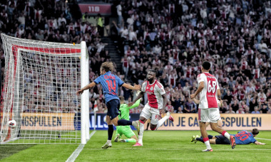 Amsterdam, Netherlands. 27th Aug, 2026. AMSTERDAM, [DATUM], JohanCruijff ArenA, season 2026/2027, UEFA Conference League play-off football . Match between Ajax and FC Sion, 5-3. Picture shows Ajax player Toluwalase Arokodare goal celebration Credit: Pro S