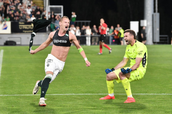 Jan Chramosta, Jan Hanuš, fotbalista, sportovec, radost, gesto