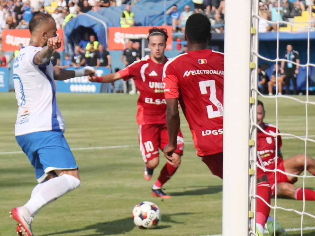 Farul - FC Botoșani 0-0, ACUM, pe DGS 1. Ritm foarte bun de joc la Ovidiu! Moldovenii, mai periculoși