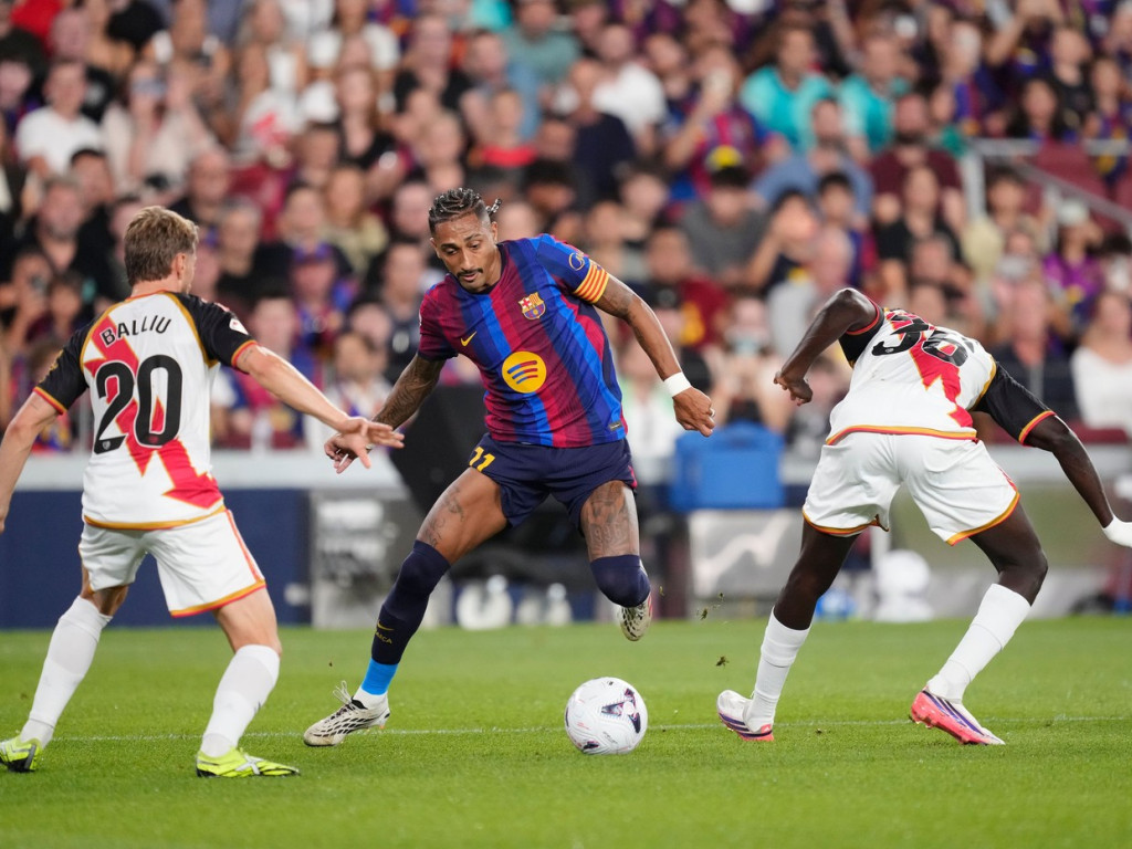 Barcelona - Rayo 5-2. Raphinha și Lamine Yamal au reușit câte o ”dublă! Andrei Rațiu, rezervă neutilizată