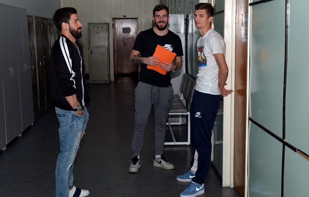 "S-a dus direct și i-a dat un pumn lui Tănase!" Decizia a venit pe loc: OUT de la FCSB!
