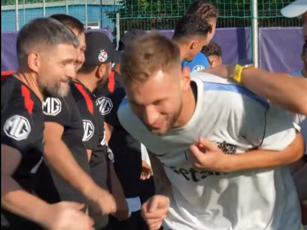 Drăguș și Korenica și-au primit botezul la FCSB! Imagini tari cu "bombele" lui Gigi Becali la antrenament