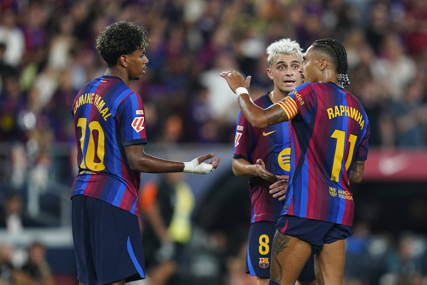 Valencia - Barcelona, LIVE VIDEO, 17:15, Digi Sport 1. Catalanii se pot duce la 3 puncte de Real Madrid