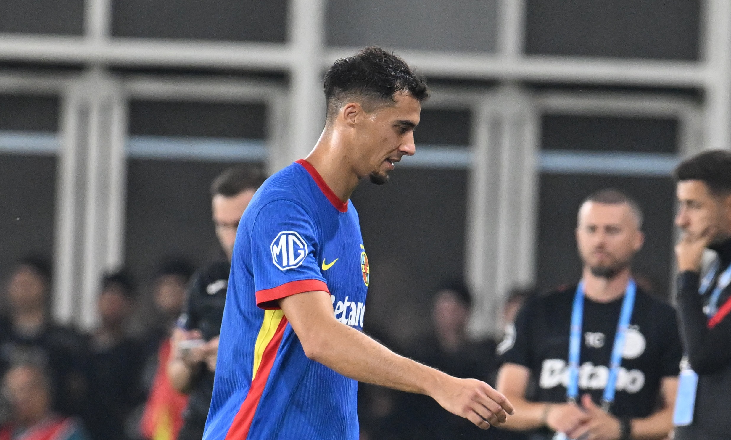 Eliminat cu Dinamo, Andre Duarte s-a dus "glonț" la galeria FCSB-ului după meci! Ce a urmat