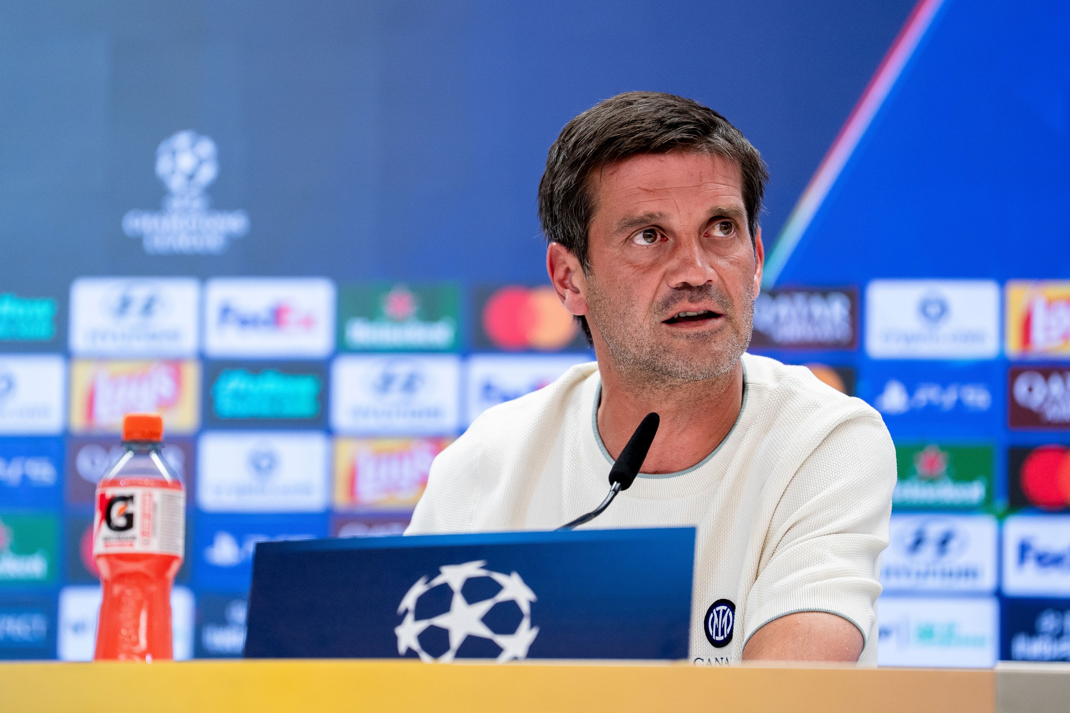 Chivu le-a dat un răspuns ”tăios” spaniolilor despre Mourinho, înainte de Real Madrid - Inter, în UCL