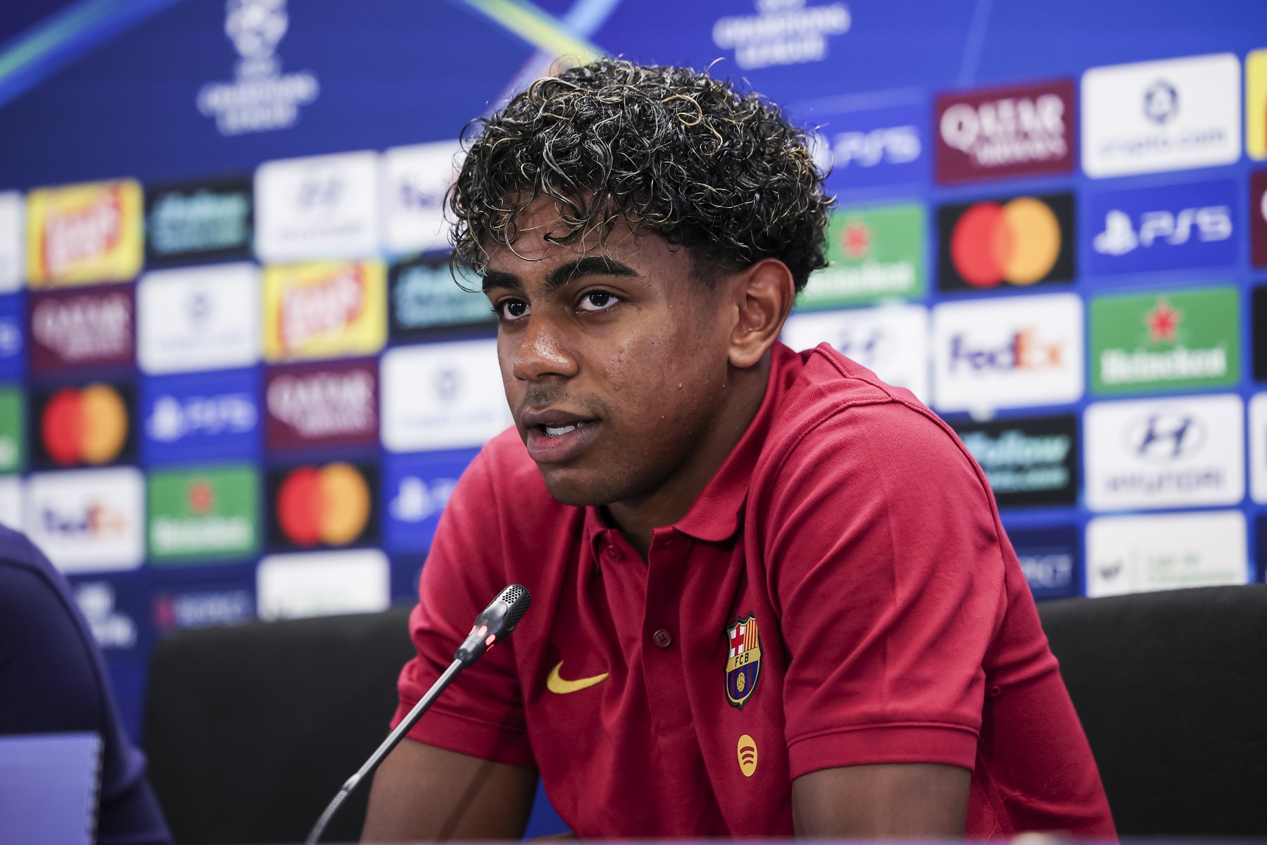 Neașteptat! Yamal ”i-a înțepat” fără rețineri pe Dembele și Mbappe