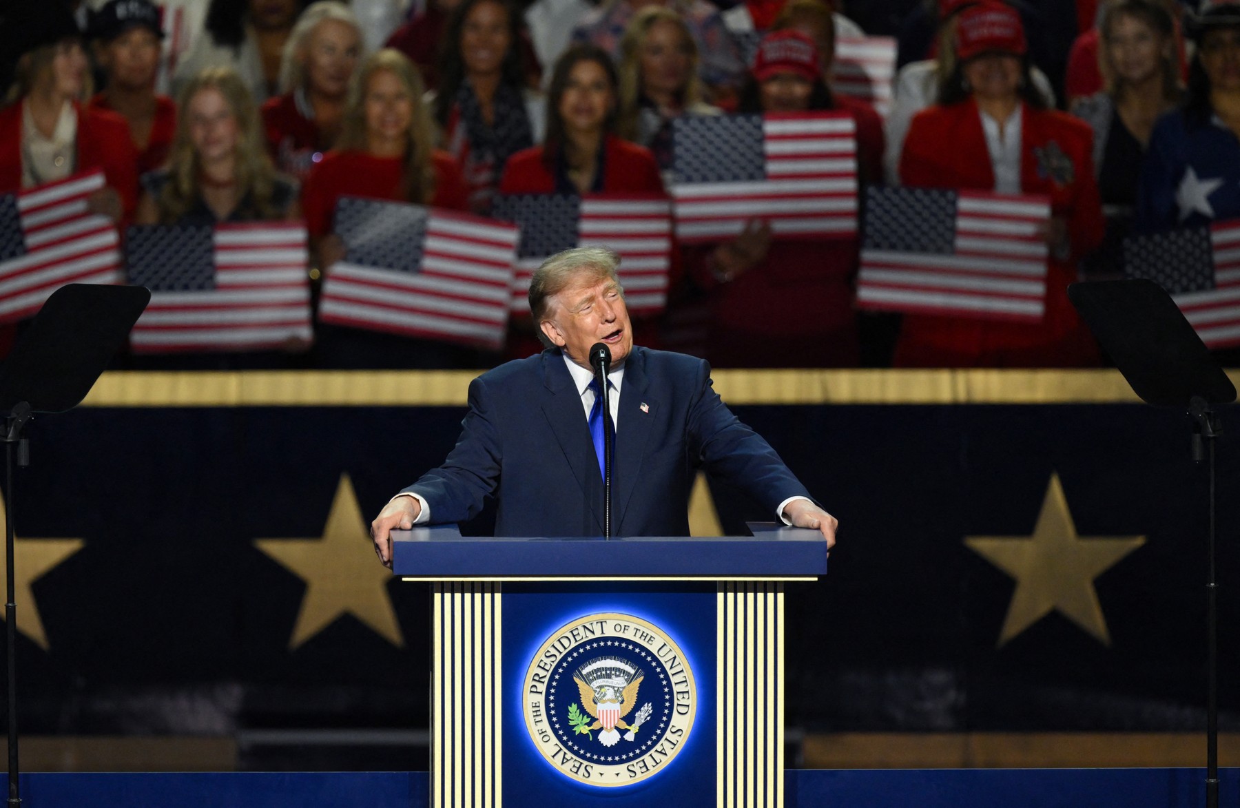 De nicăieri, Donald Trump s-a dezlănțuit: ”Cel mai prost din istorie!”. Cerință fără precedent: ”Să-l anulăm”