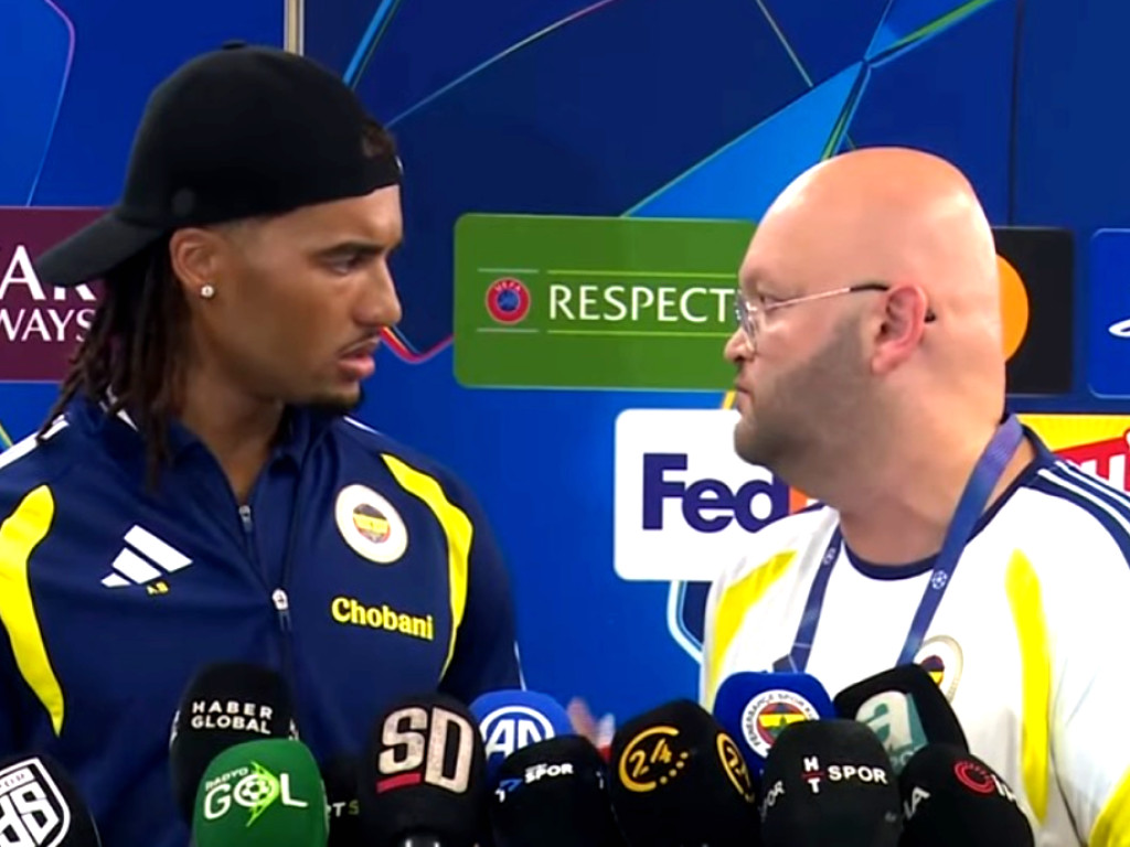 Scene rare în UEFA Champions League: i-au spus în direct că antrenorul și-a dat demisia! Reacția, de milioane