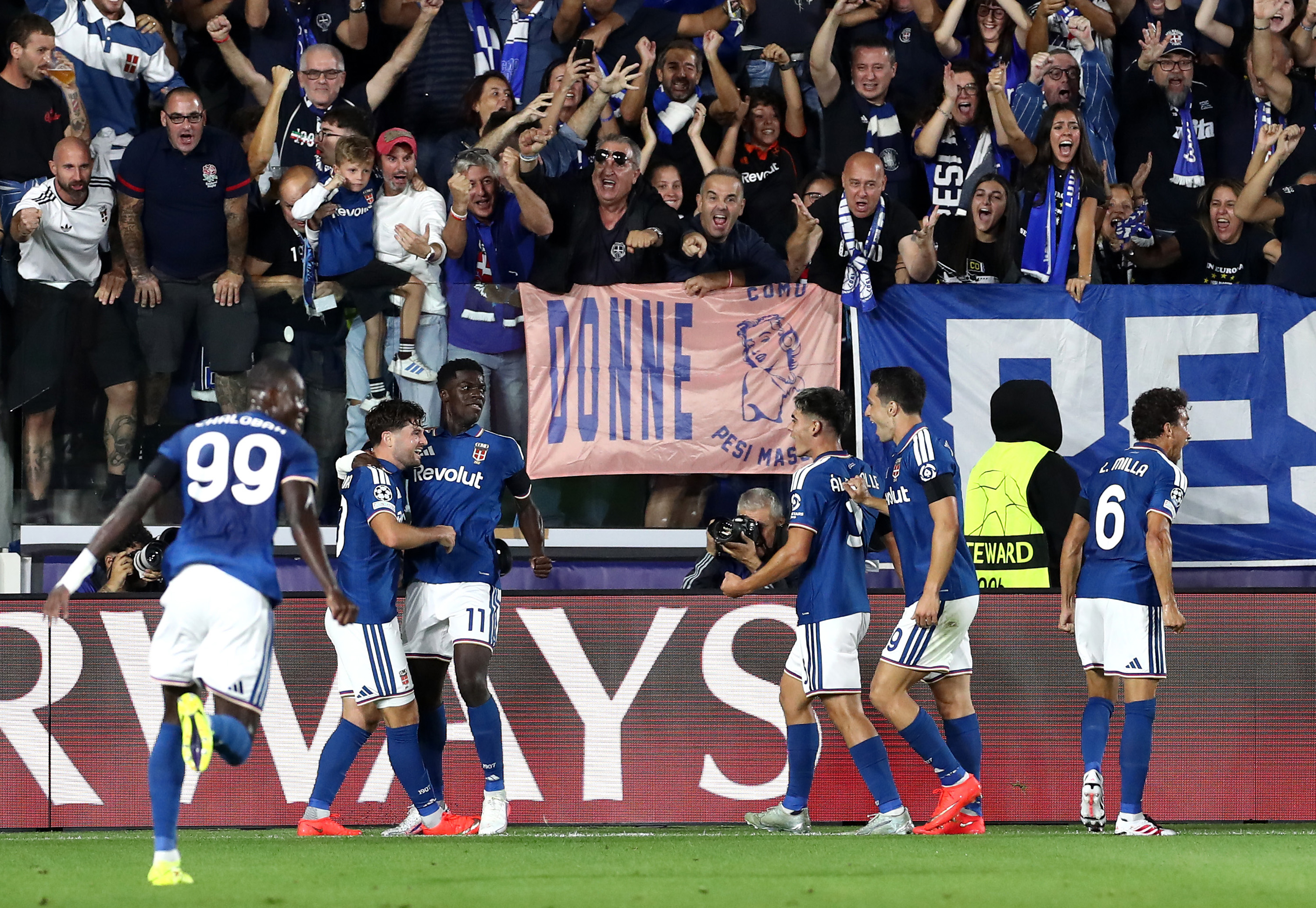 Italienii nu s-au abținut, după ce Como a făcut spectacol la primul meci în Champions League